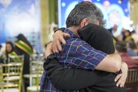 زندانی کرمانشاهی پس از ۸ سال به آغوش خانواده بازگشت
