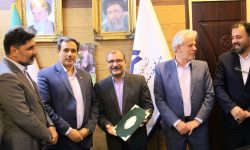 مراسم تکریم و معارفه در اداره کل غله و خدمات بازرگانی استان کرمانشاه برگزار شد