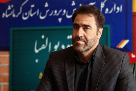 آغاز فرآیند ساماندهی سرویس حمل‌ونقل و پوشاک مدارس استان کرمانشاه برای سال تحصیلی ۱۴۰۶-۱۴۰۵