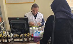 ارائه خدمات تخصصی رایگان به مددجویان اسلامآبادغرب در اردوی جهادی بسیج جامعه پزشکی